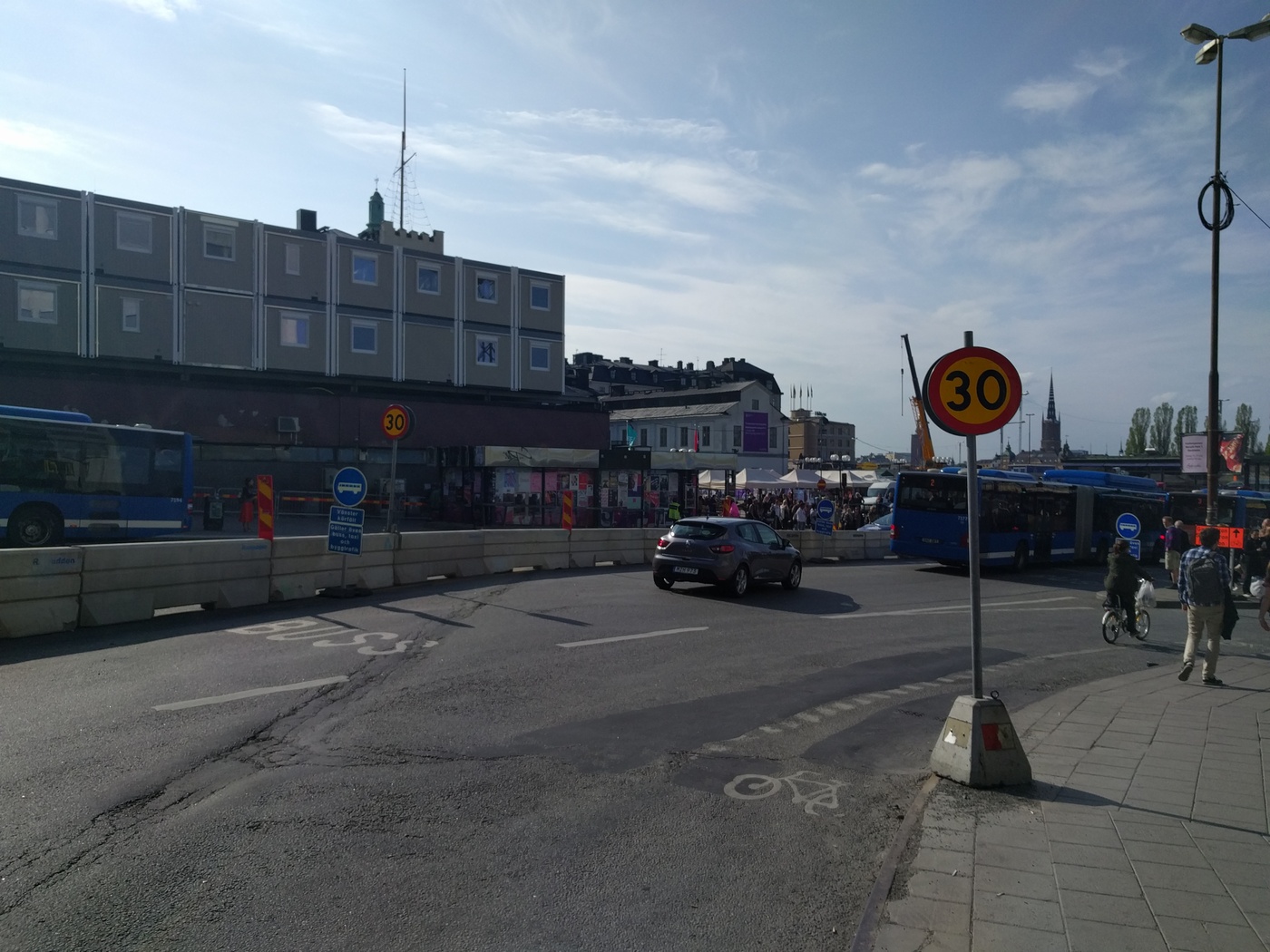 Bussfält till vänster