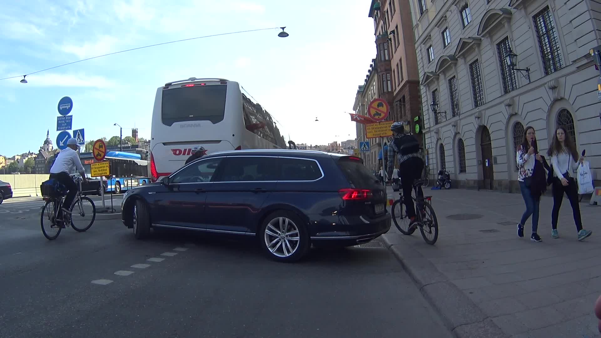 Motortrafik förbjuden, Skeppsbron