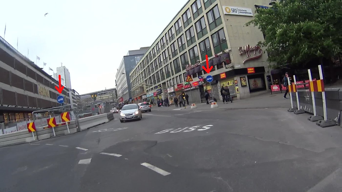 Klarabergsgatan efter korsningen med Klara Norra Kyrkogata