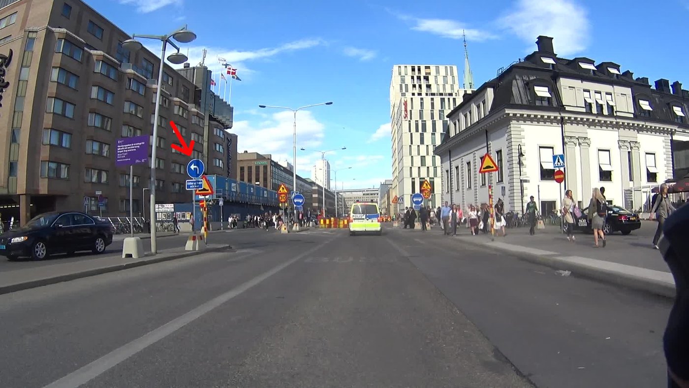 Påbjuden vänstersväng