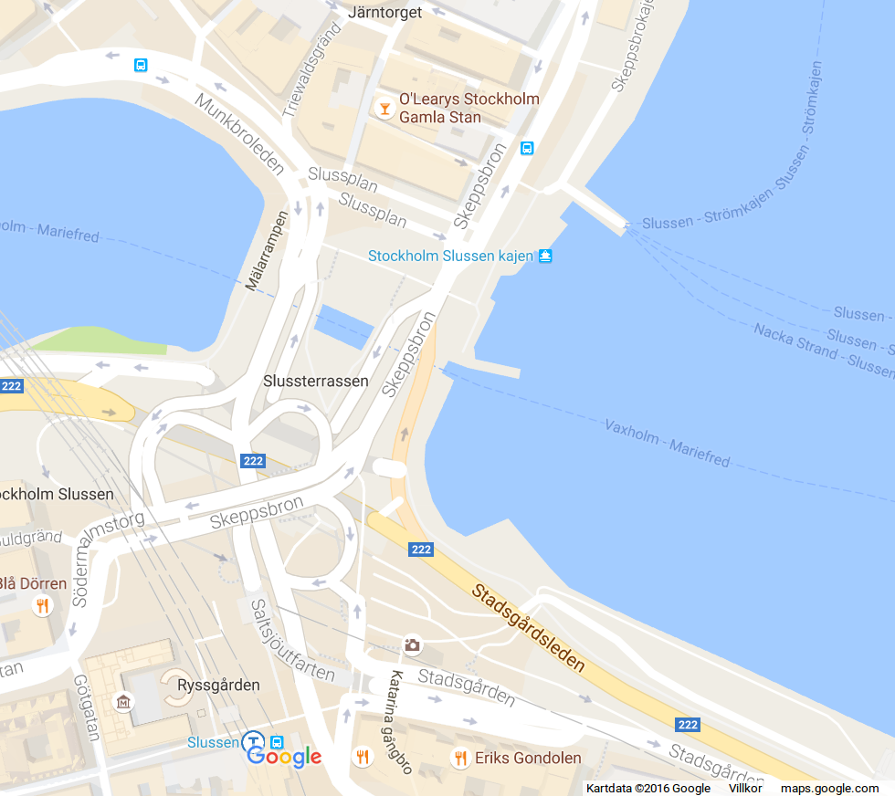 Slussen enligt Google Maps. Hur det såg ut innan den östra bron stängdes